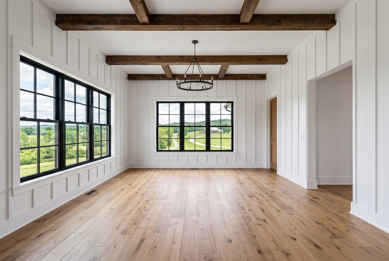 Empty farmhouse living room before home staging