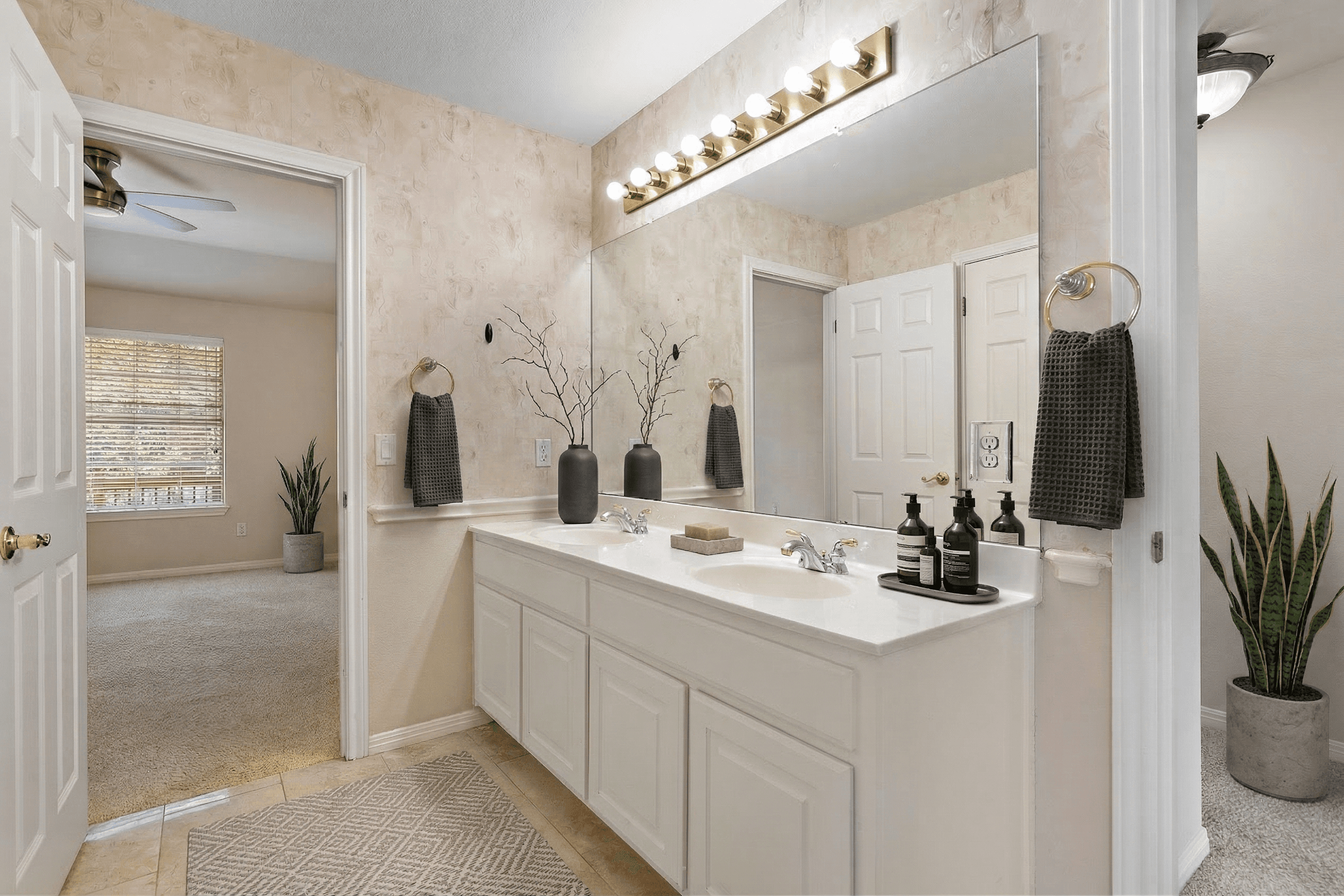 Bathroom virtually staged in Minimalist style with StageHQ AI virtual staging